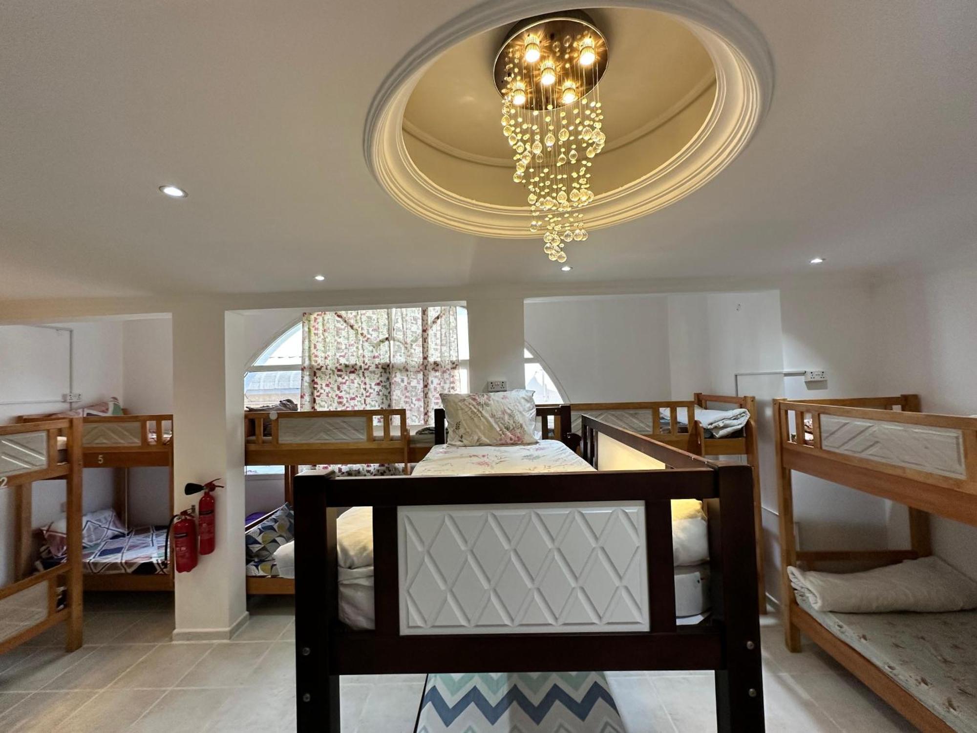 International Abu Dhabi Hostel מראה חיצוני תמונה