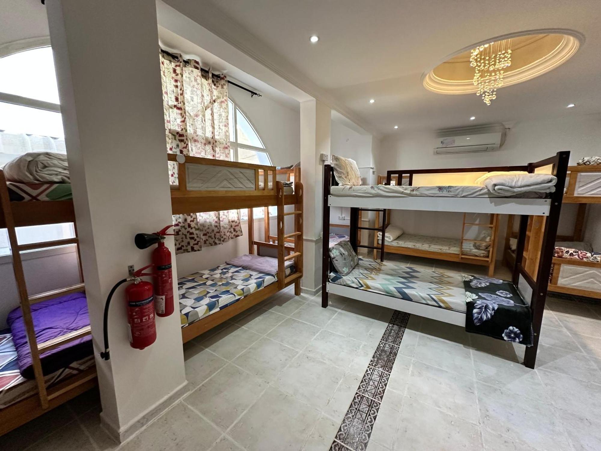 International Abu Dhabi Hostel מראה חיצוני תמונה