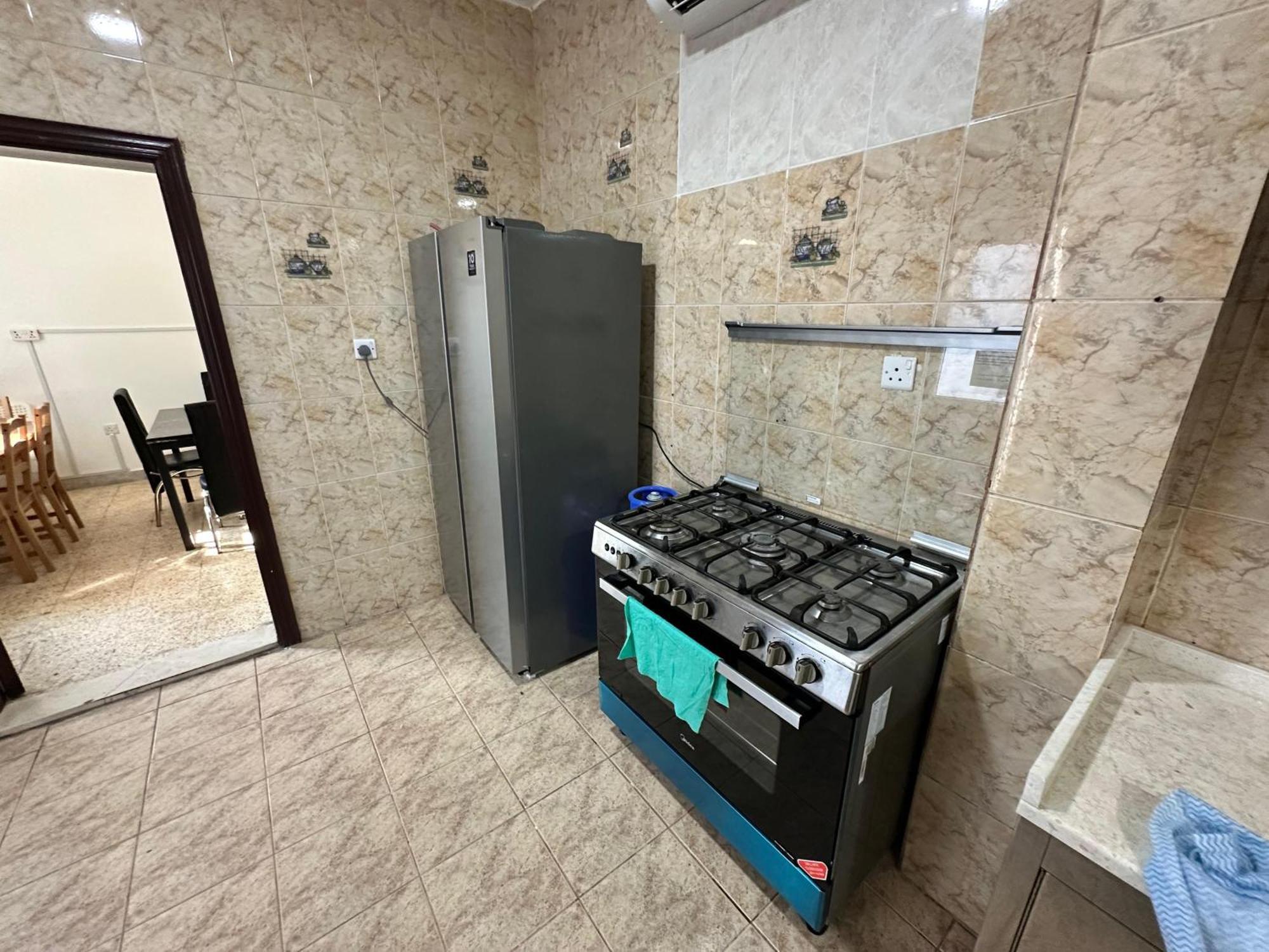 International Abu Dhabi Hostel מראה חיצוני תמונה
