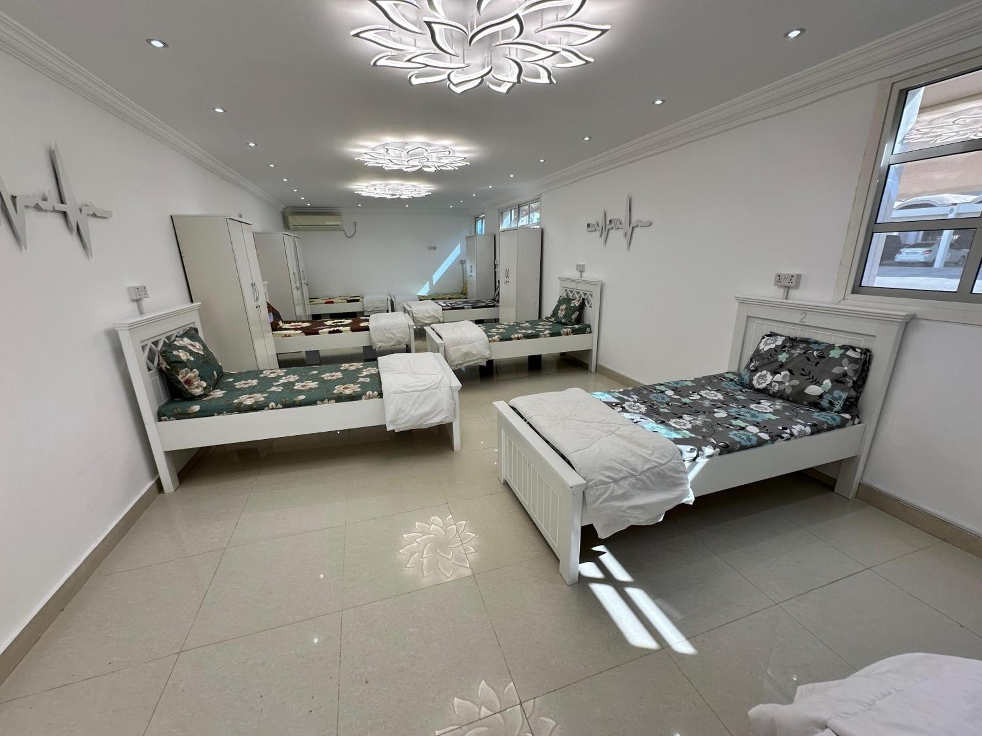 International Abu Dhabi Hostel מראה חיצוני תמונה